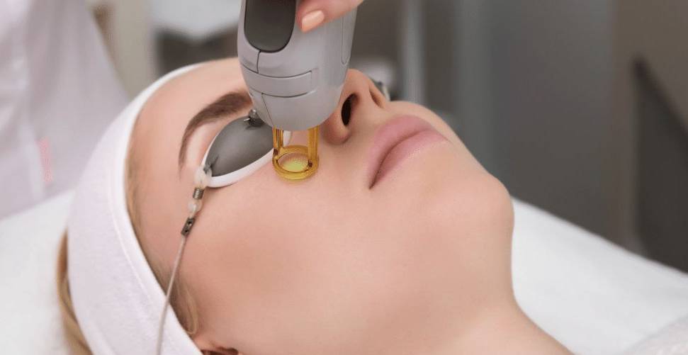 楊浩康(Yeung Ho Hong)醫生講解皮秒激光去斑的原理